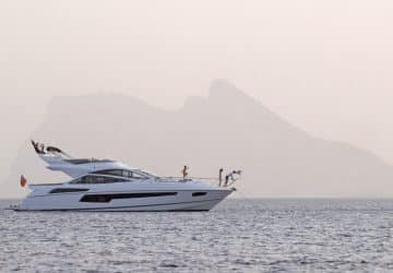 catamaran boat hire marbella